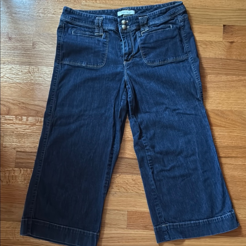 White House Black Market Women's Blue Denim Crop Jeans.